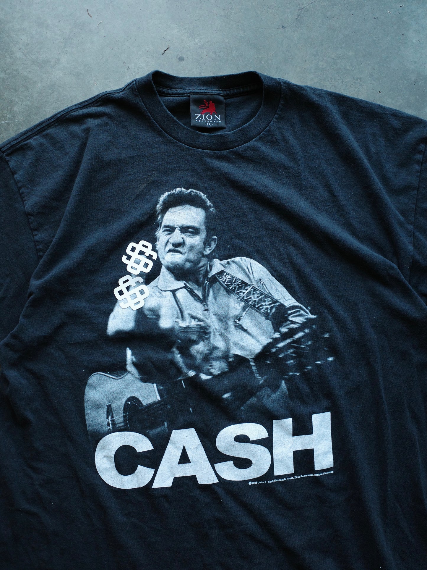 Cash tee XL